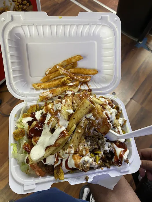 New Dorp Halal Station Picture 9