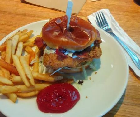 Applebee's Grill + Bar