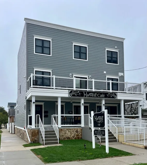 Harvest Cafe Picture 7