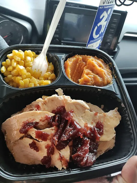 La Rosa Chicken & Grill - Victory Boulevard Picture 3