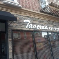 Taverna on the Bay ico