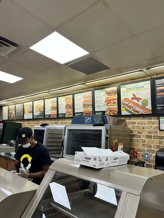 Subway - Staten Island - 90 Picture 6