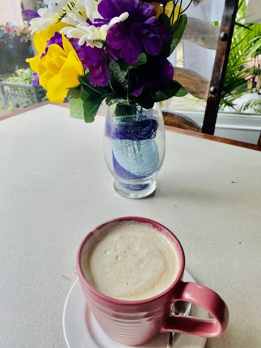 Amira Cafe and Bistro Picture 6