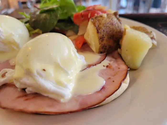 Olivier Bistro Picture 7