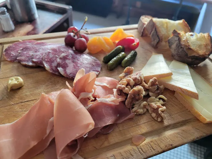 Olivier Bistro Picture 10