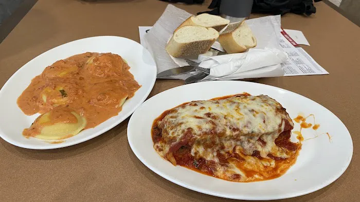 Cafe Milano Pizzeria and Restaurant Picture 2