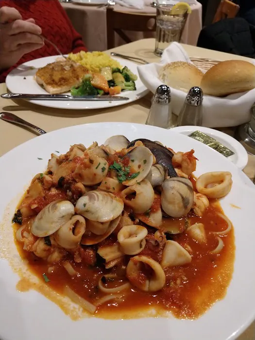 Cafe Milano Pizzeria and Restaurant Picture 4