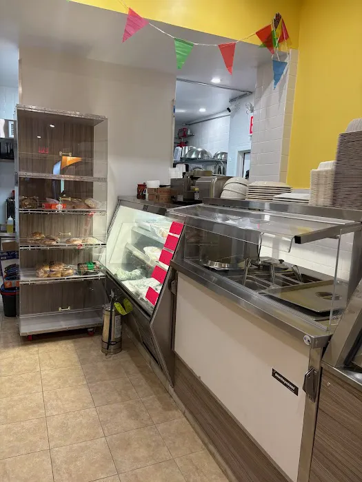 Montgomery Deli Picture 5