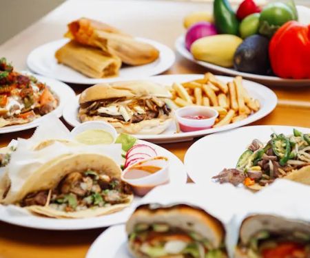 La Plaza Mexican Deli