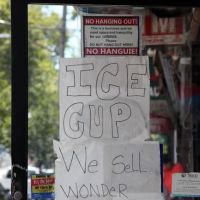 Steve's Bay St Grocery & Deli ico