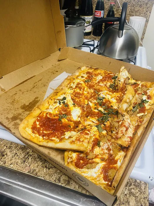 My Family Pizza Picture 1