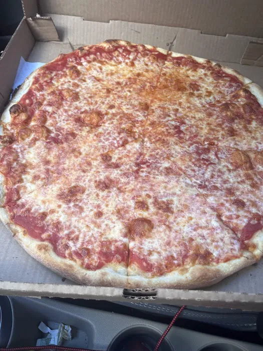 La Torretta Pizzeria Picture 3