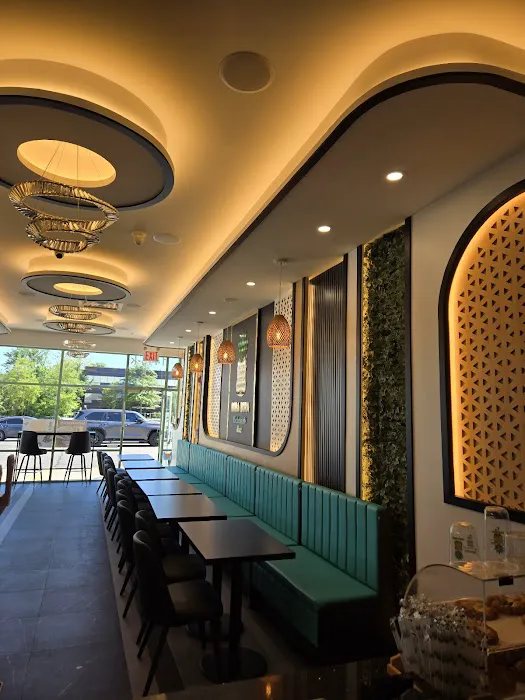 Bora Bora Smoothie Cafe - Richmond Ave Picture 9