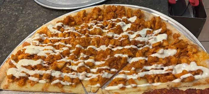 La Piazza Pizzeria & Restaurant Picture 6