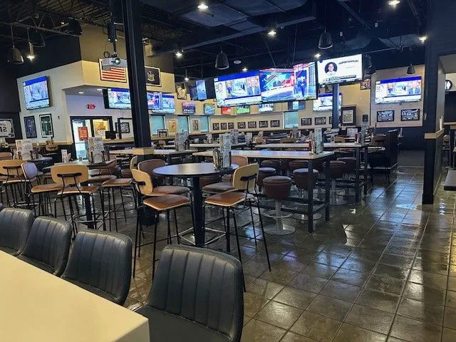 Buffalo Wild Wings Picture 8