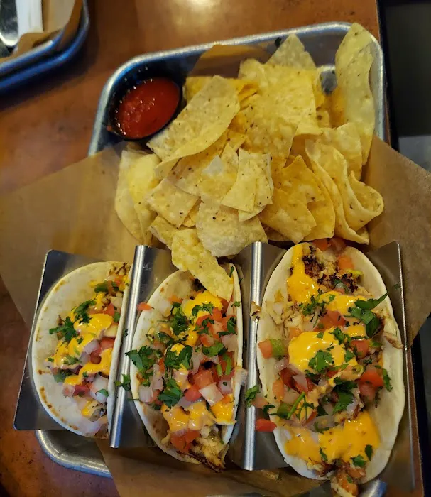 Buffalo Wild Wings Picture 4