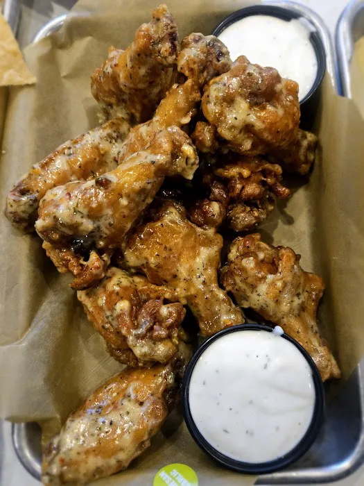 Buffalo Wild Wings Picture 5