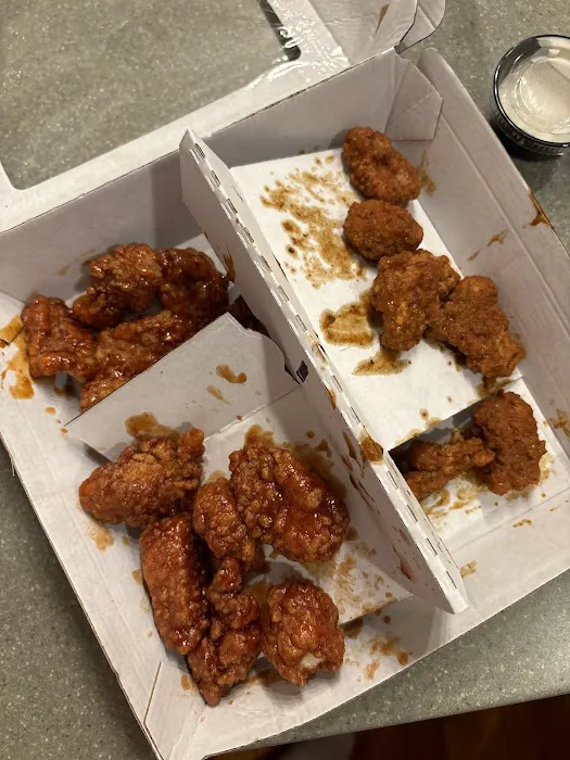 Buffalo Wild Wings Picture 10