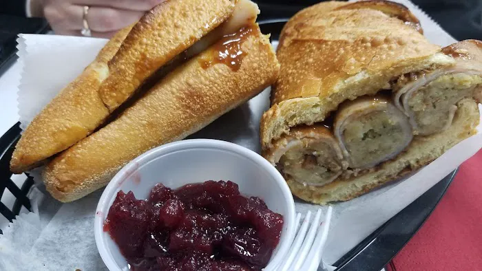 Ronnie's Sandwich Shoppe Picture 5