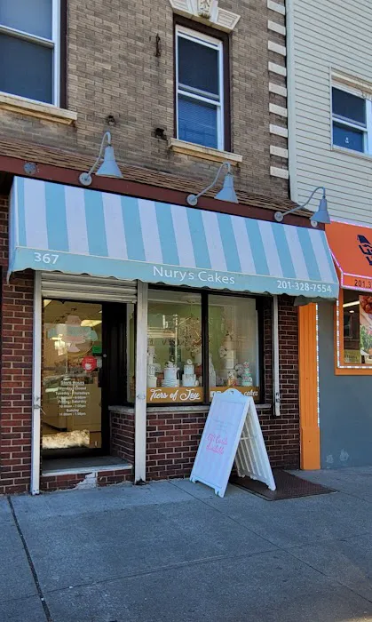 Nurys Cakes Picture 8