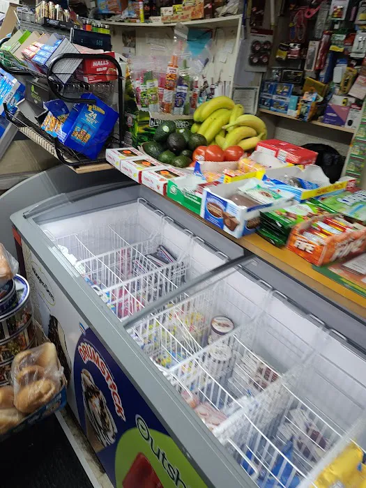 Genolla Deli Inc lkhadma la hab rabi 🇺🇸 Picture 1