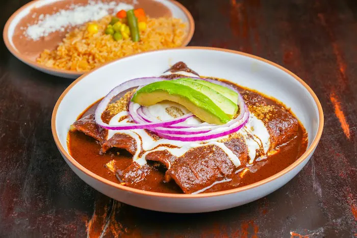 El Aguila Dorada Picture 1