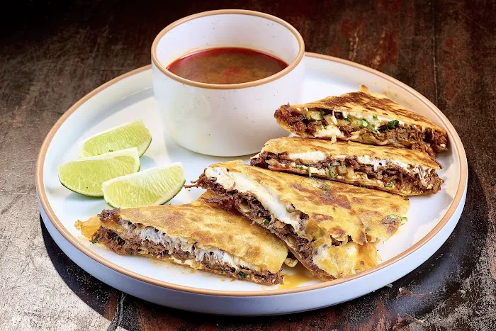 El Aguila Dorada Picture 2