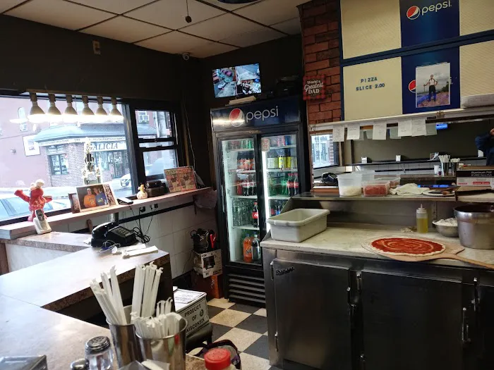 3 Bros Pizzeria Picture 6