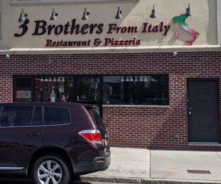 3 Bros Pizzeria