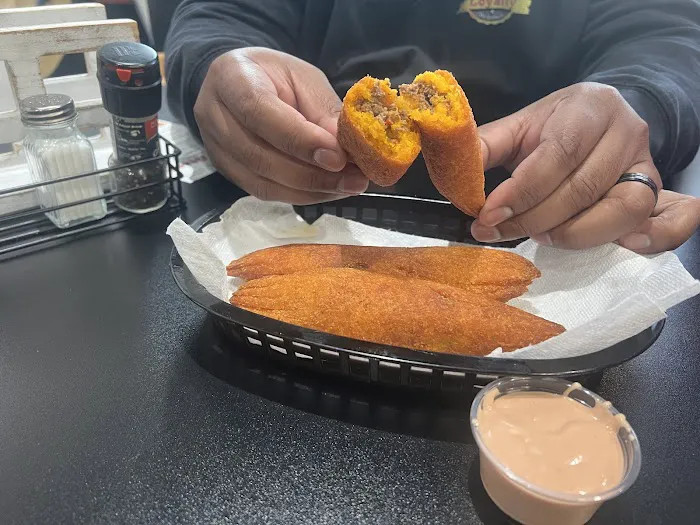 Cloak & Petal NJ Latin Eatery Picture 9