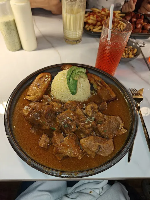 Latitude Zero Picture 1