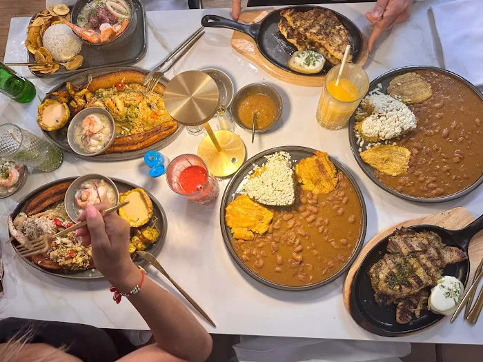 Tagua Restaurant Picture 3