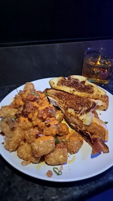 Island Social Picture 8