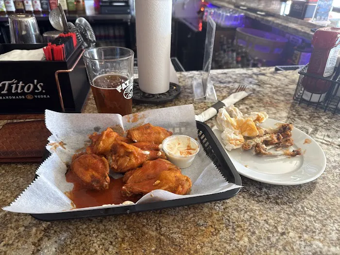 Curly Wolf Saloon Picture 4