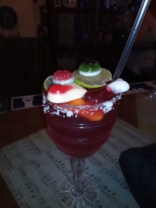 Curly Wolf Saloon Picture 5