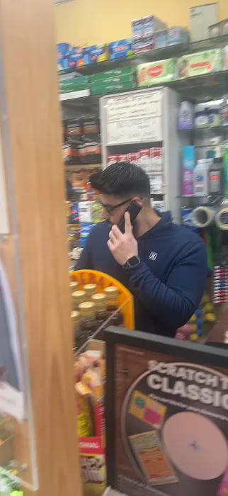 Kwality Bagels Deli & Grocery Picture 5