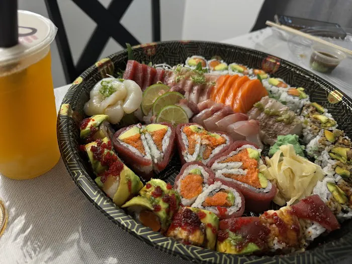 Oishii Sushi Picture 2