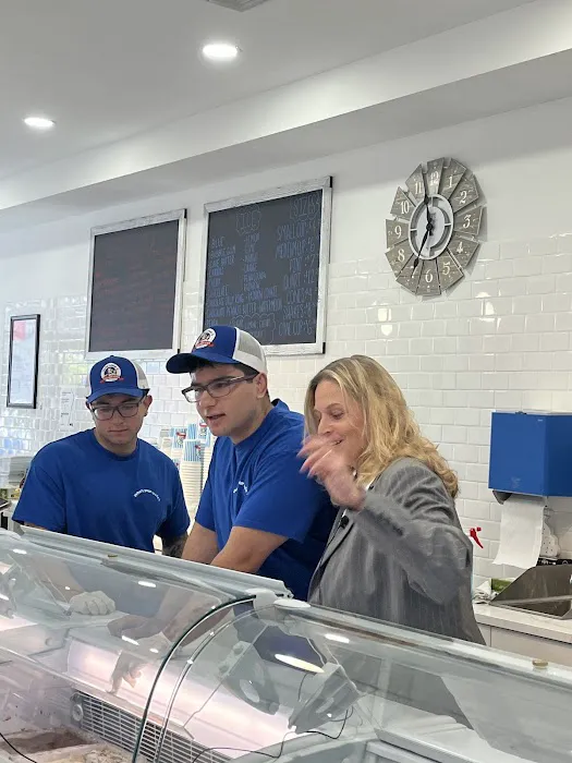 Uncle Louie G Italian Ice & Ice Cream Picture 9