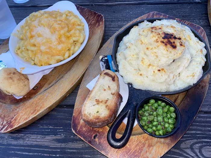 The Kettle Black Picture 10