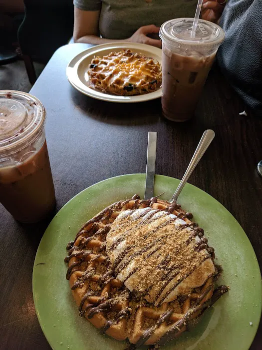 Beans and Leaves Coffee and Tea Cafe Picture 8