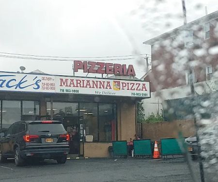 Marianna’s Pizza