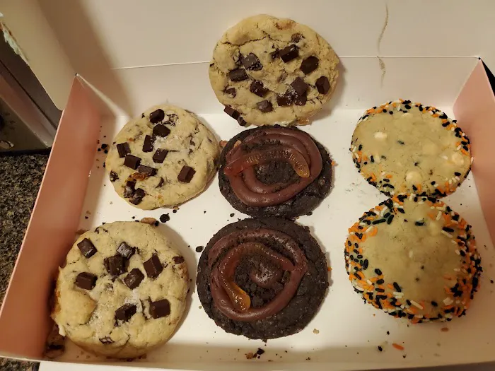 Crumbl - West Brighton Picture 3