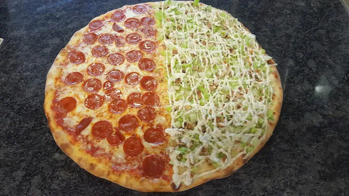 Feelin Saucy Pizza Picture 6