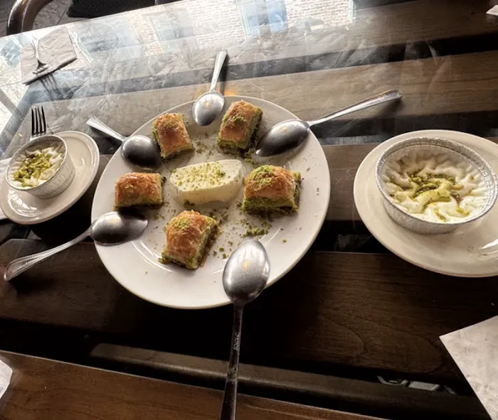 Istanbul Bay Authentic Mediterranean Restaurant Picture 7