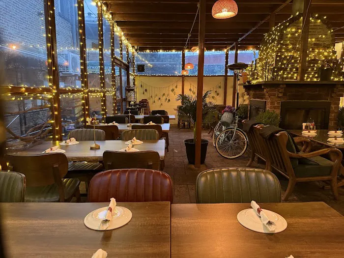 Istanbul Bay Authentic Mediterranean Restaurant Picture 3