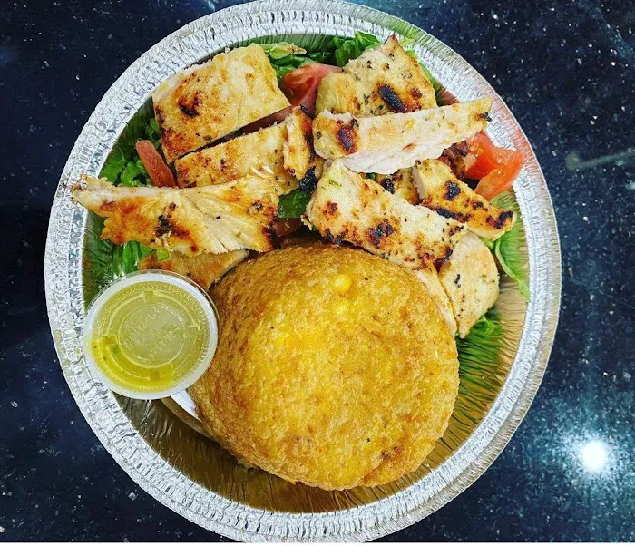 Lili La Grande Picture 1