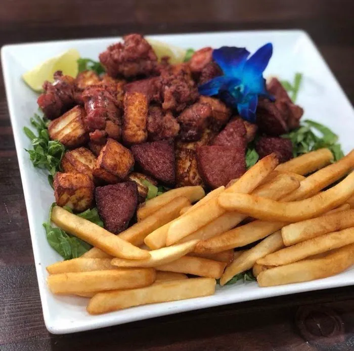 Lili La Grande Picture 2