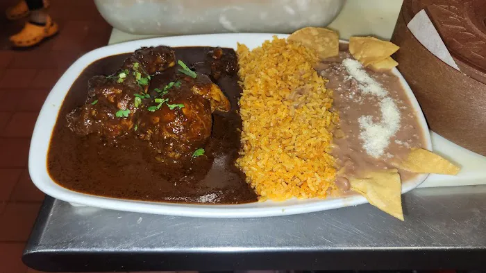 Cinderellas Mexican Restaurant Picture 6