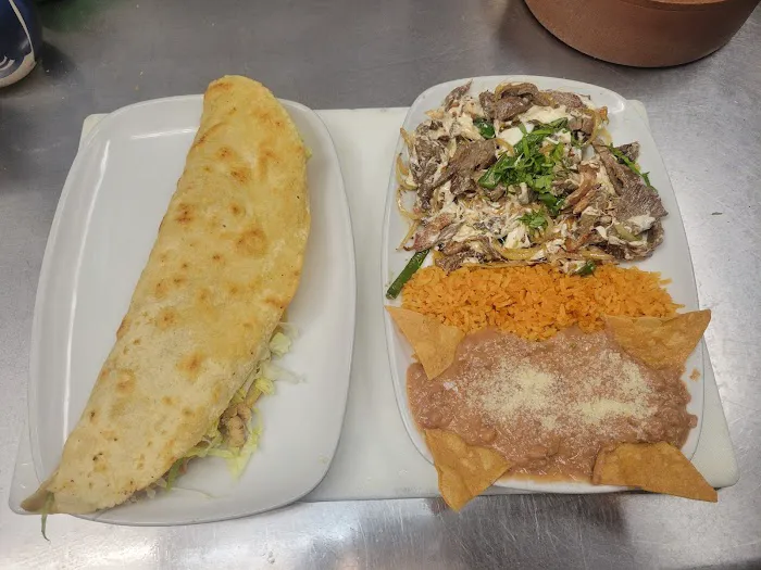 Cinderellas Mexican Restaurant Picture 2