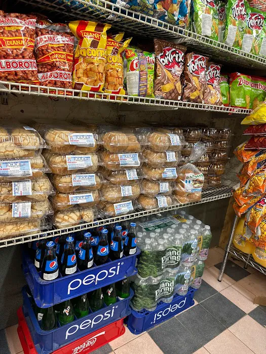 LAS CHAPINAS GUATEMALAN DELI AND GROCERY Picture 6